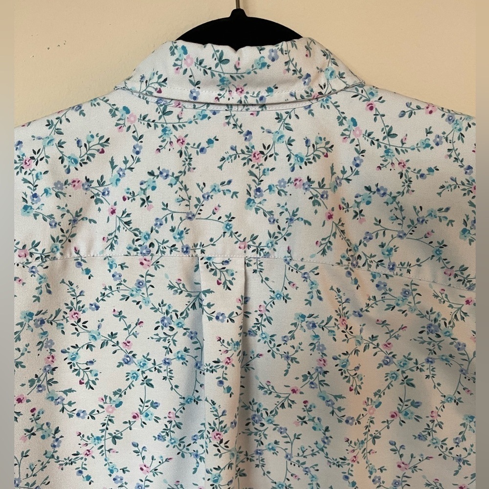 Cabin Creek Aqua Floral Button Down | Size 12P | Like New | Discontinued - Picture 8 of 12